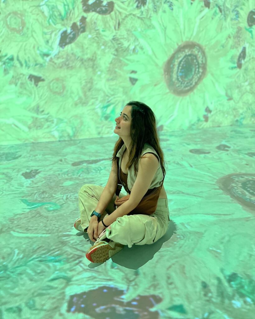 Ashika Ranganath bra size