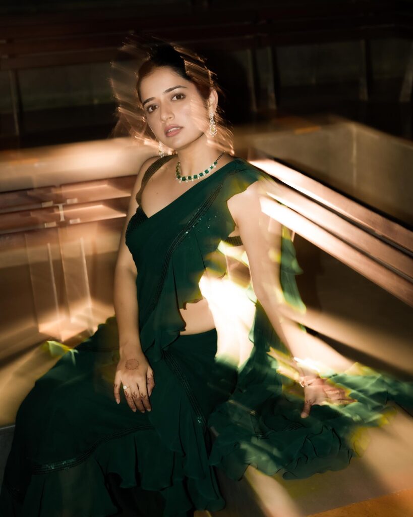 Ashika Ranganath backless image