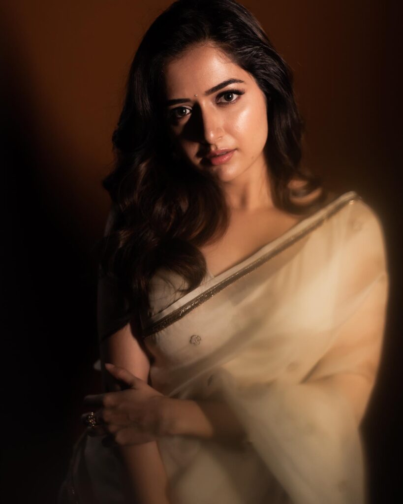Ashika Ranganath in saree