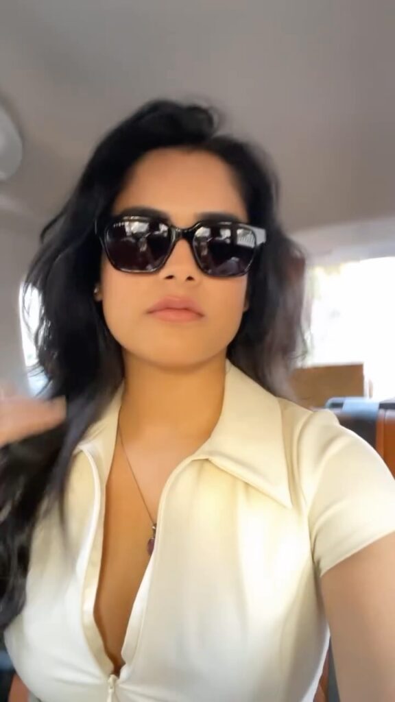 Riddhi Kumar nude pics