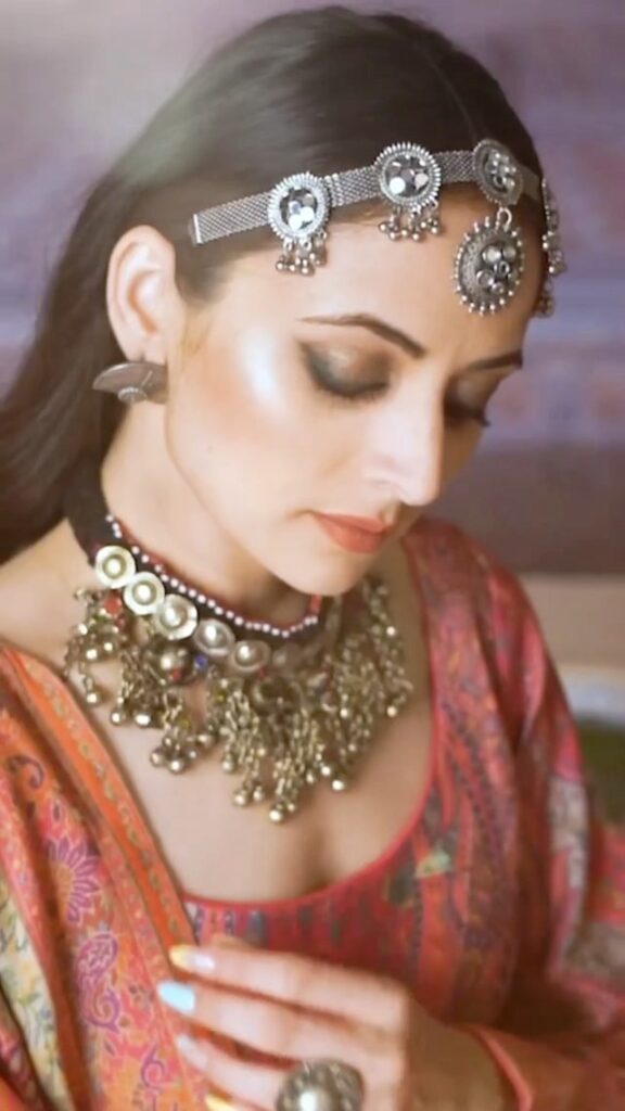 Zoya Afroz web series