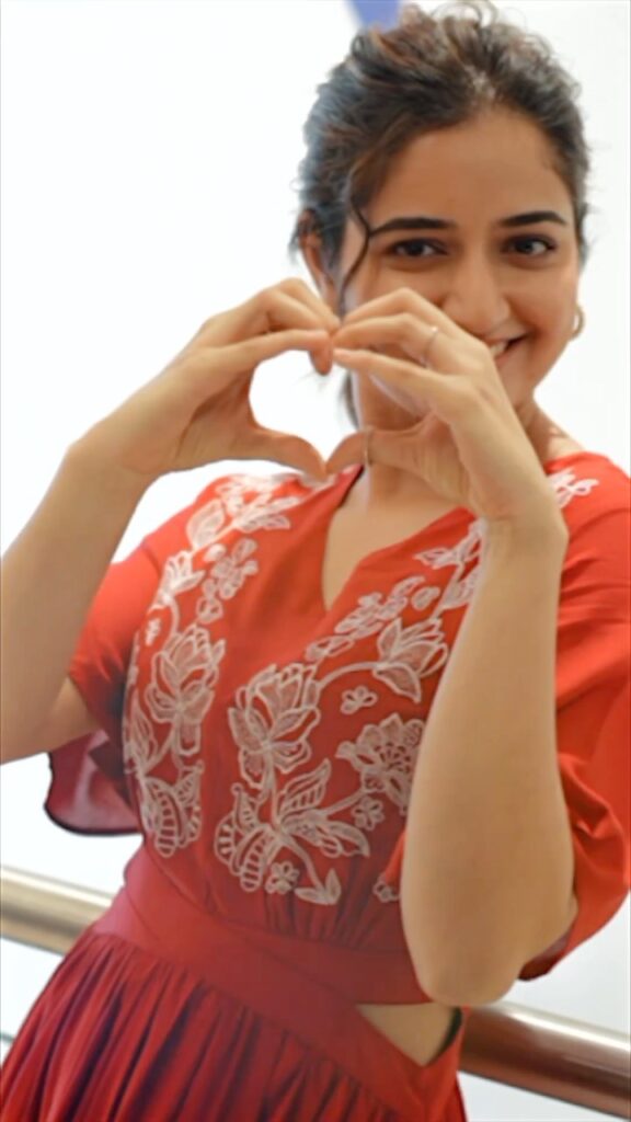 Ashika Ranganath body figure