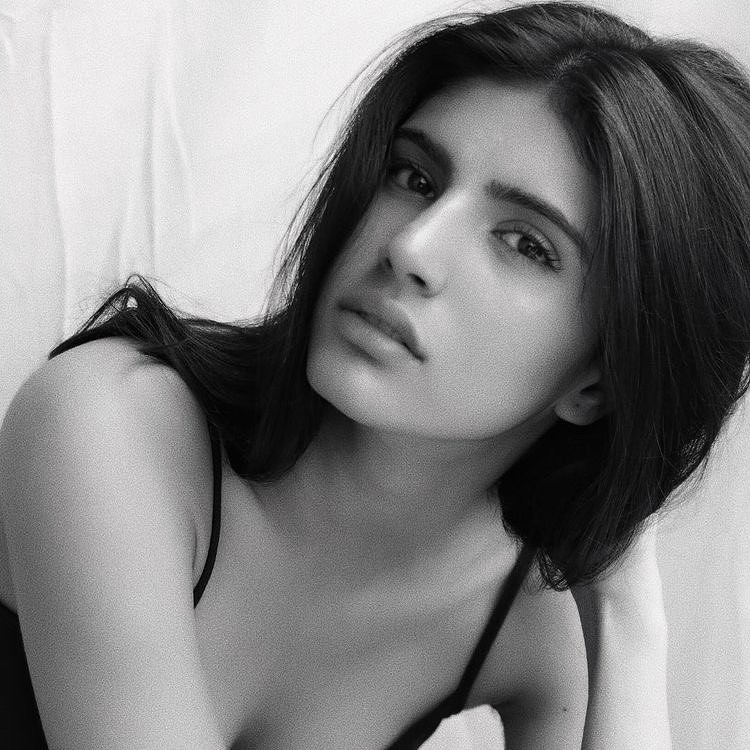 Medha Rana in black bra