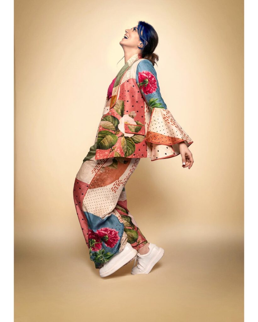 Riddhi Dogra sexy image