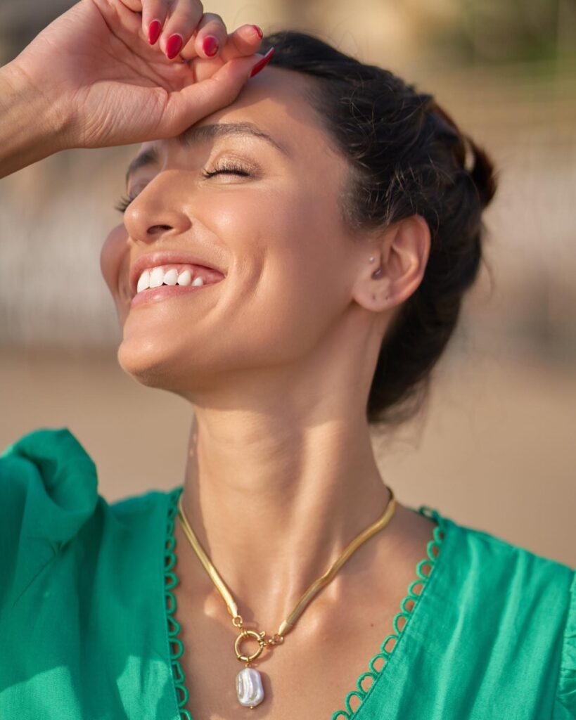 Aishwarya Desai bra size