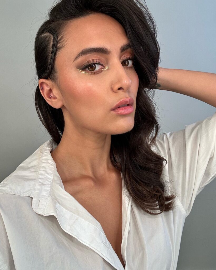 Aishwarya Desai hot images