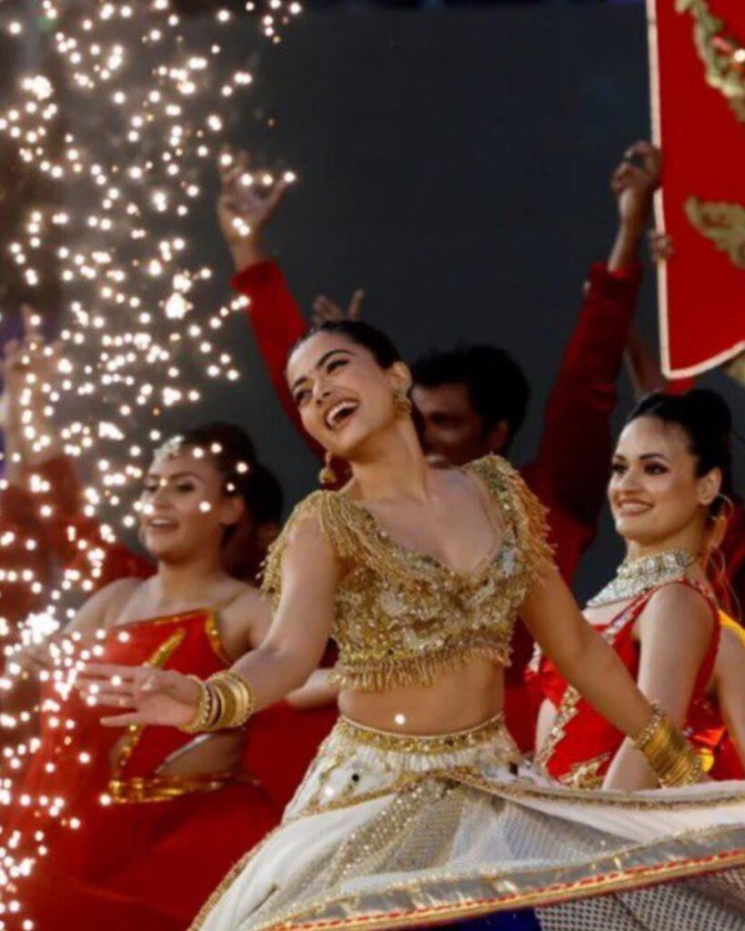 Rashmika Mandanna bra size