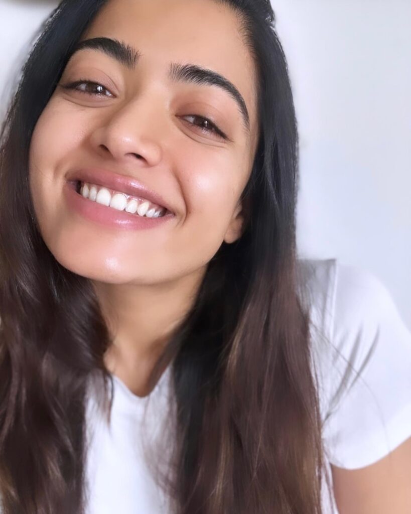 Rashmika Mandanna bra size