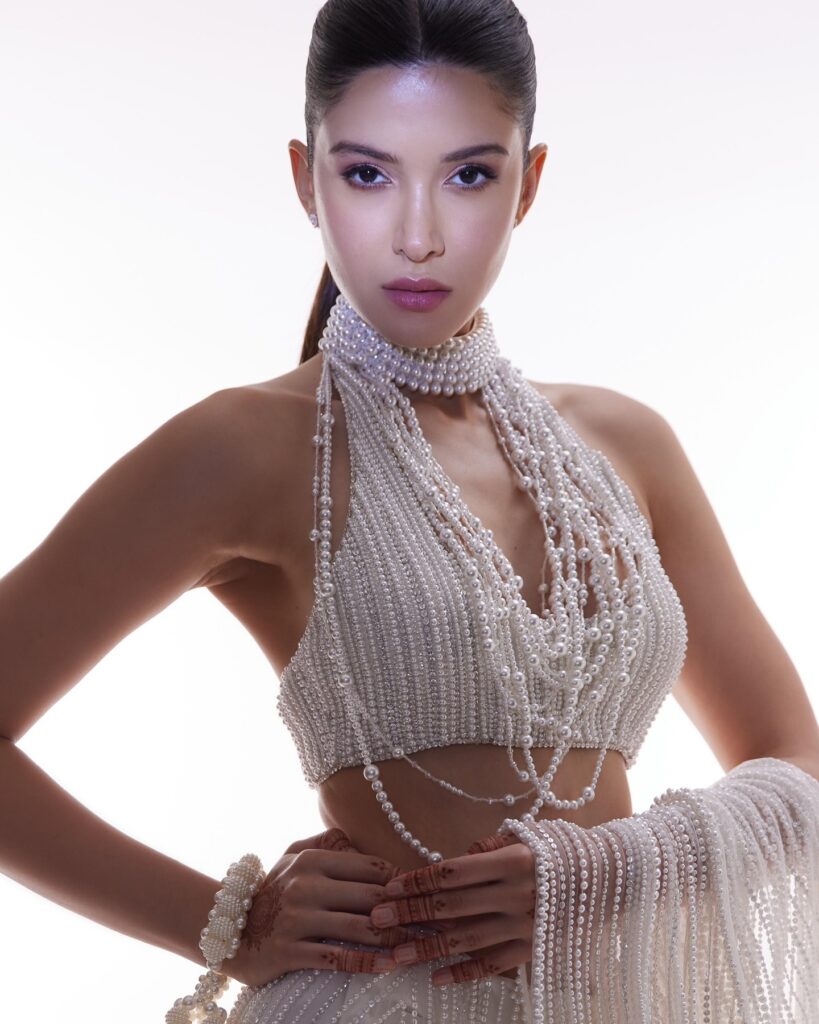 Shanaya Kapoor bold image