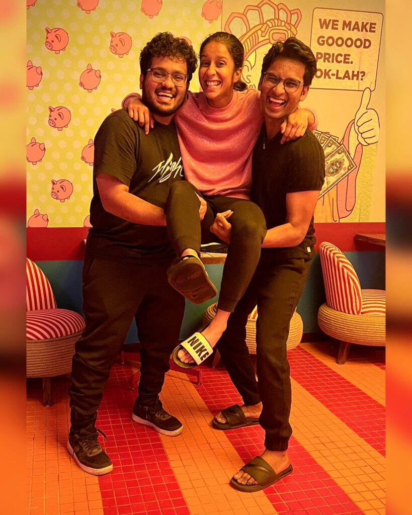 Jemimah Rodrigues navel