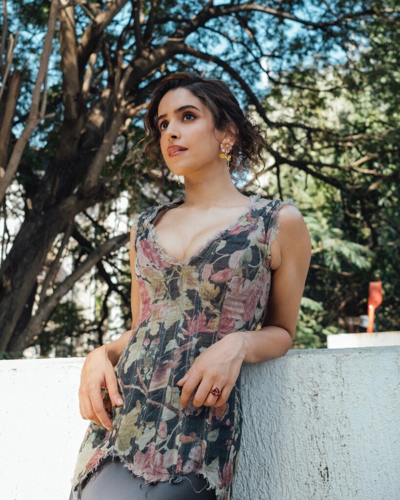 Sanya Malhotra Husband
Sanya Malhotra age
Sanya Malhotra Web series list
Sanya Malhotra married
Sanya Malhotra Series
Sanya Malhotra in Dangal
Is Sanya Malhotra related to manish Malhotra
Sanya Malhotra net worth
Sanya Malhotra age
Sanya Malhotra instagram
Sanya Malhotra marriage
Sanya Malhotra movies
Sanya Malhotra songs
Sanya Malhotra Husband
Sanya Malhotra height
Sanya Malhotra in Dangal
#SanyaMalhotra #SanyaMalhotraBirthday #SanyaMalhotraBio #BollywoodNews #BollywoodActress