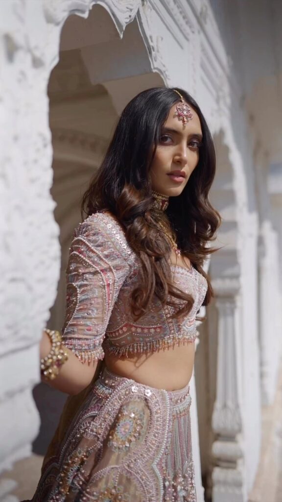 Aishwarya Desai relationship