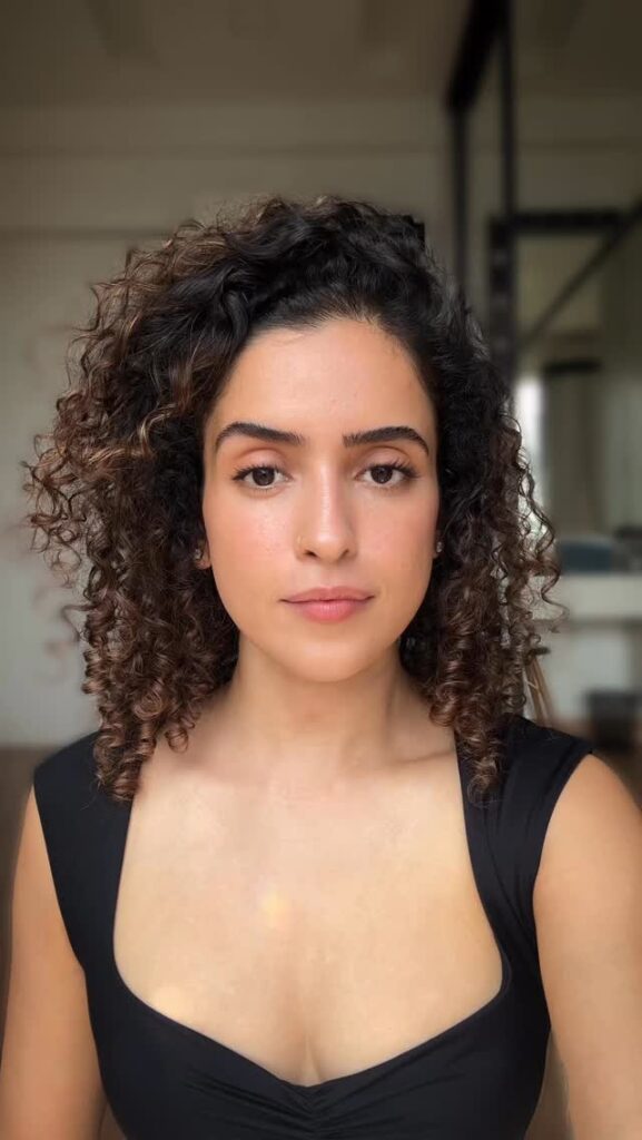 Sanya Malhotra cleverage