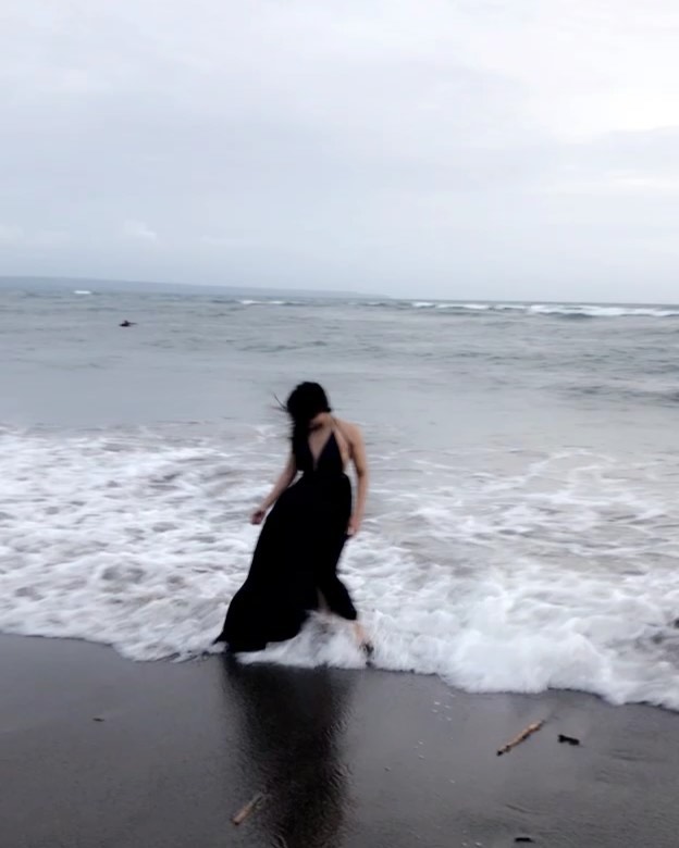 Shefali Bagga Biography 2026, Shefali Bagga Age, Shefali Bagga Net Worth, Shefali Bagga Loventure JioHotstar, Shefali Bagga Mr Faisu show, Shefali Bagga latest news, Cricket Queen Shefali Bagga, Shefali Bagga IPL hosting, Shefali Bagga sports anchor, Shefali Bagga and Arrav Jain relationship, Shefali Bagga response to trolls, Shefali Bagga AI posters controversy, Shefali Bagga hot photos, Shefali Bagga gym workout routine, Shefali Bagga Instagram followers