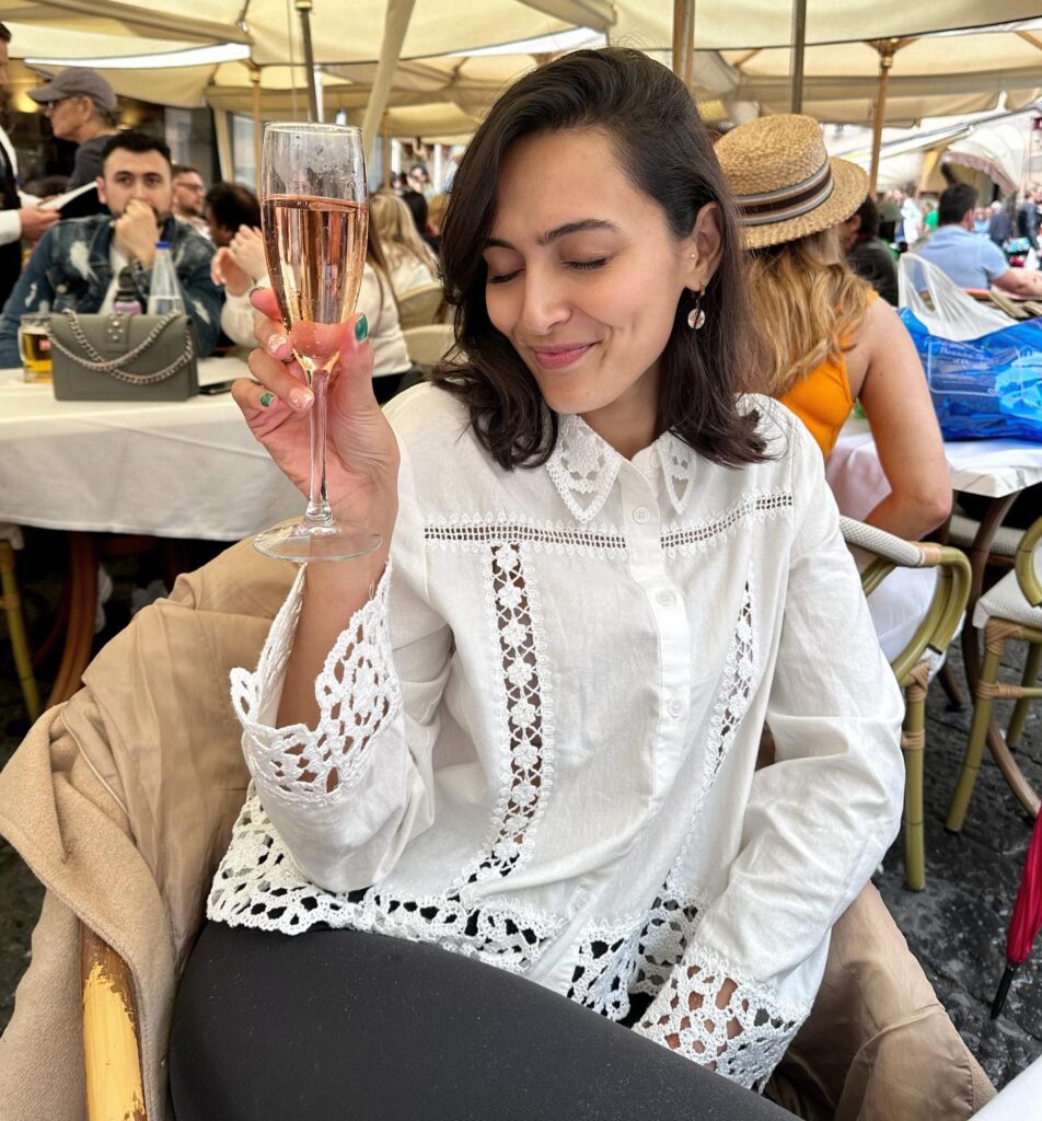 Aishwarya Desai beautiful images