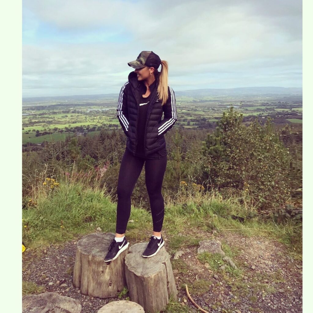 Sophie Shine height in feet