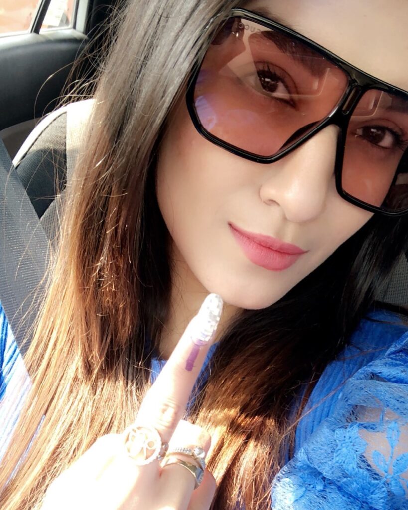 Shefali Bagga Biography 2026, Shefali Bagga Age, Shefali Bagga Net Worth, Shefali Bagga Loventure JioHotstar, Shefali Bagga Mr Faisu show, Shefali Bagga latest news, Cricket Queen Shefali Bagga, Shefali Bagga IPL hosting, Shefali Bagga sports anchor, Shefali Bagga and Arrav Jain relationship, Shefali Bagga response to trolls, Shefali Bagga AI posters controversy, Shefali Bagga hot photos, Shefali Bagga gym workout routine, Shefali Bagga Instagram followers