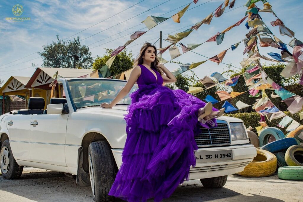 Shefali Bagga Biography 2026, Shefali Bagga Age, Shefali Bagga Net Worth, Shefali Bagga Loventure JioHotstar, Shefali Bagga Mr Faisu show, Shefali Bagga latest news, Cricket Queen Shefali Bagga, Shefali Bagga IPL hosting, Shefali Bagga sports anchor, Shefali Bagga and Arrav Jain relationship, Shefali Bagga response to trolls, Shefali Bagga AI posters controversy, Shefali Bagga hot photos, Shefali Bagga gym workout routine, Shefali Bagga Instagram followers