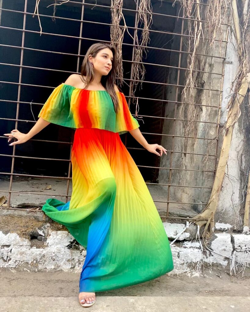 Shefali Bagga Biography 2026, Shefali Bagga Age, Shefali Bagga Net Worth, Shefali Bagga Loventure JioHotstar, Shefali Bagga Mr Faisu show, Shefali Bagga latest news, Cricket Queen Shefali Bagga, Shefali Bagga IPL hosting, Shefali Bagga sports anchor, Shefali Bagga and Arrav Jain relationship, Shefali Bagga response to trolls, Shefali Bagga AI posters controversy, Shefali Bagga hot photos, Shefali Bagga gym workout routine, Shefali Bagga Instagram followers