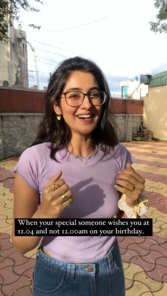 Sakshi Vaidya height
