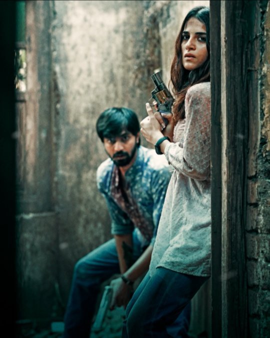 Radhika Madan kiss scene