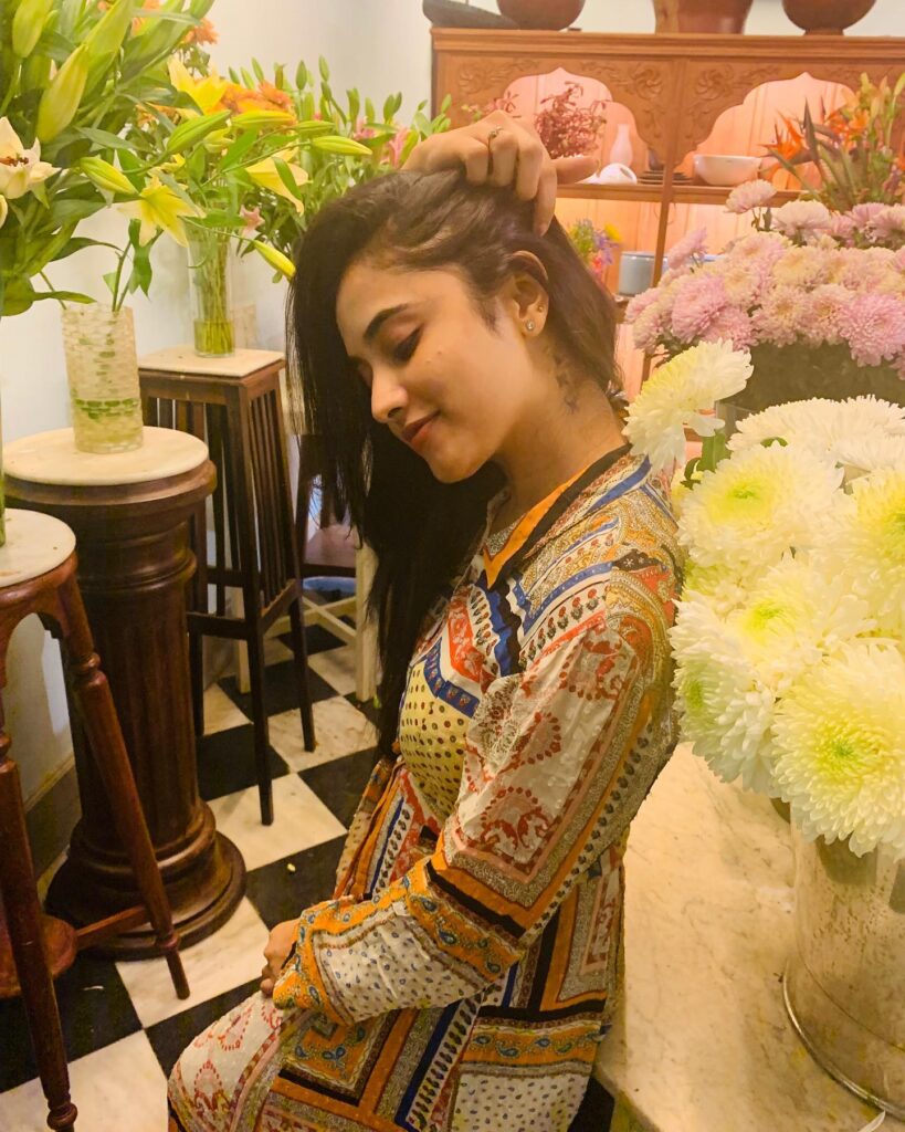 Priyanka Mohan height