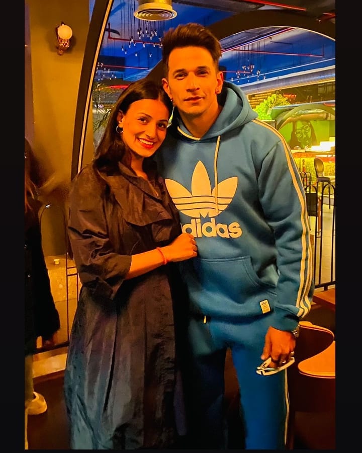 Shweta Pundir Instagram ID
