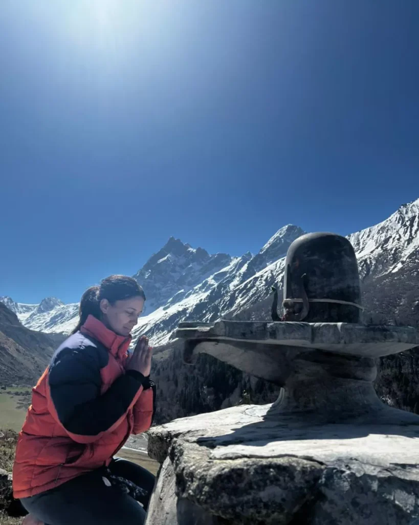 Shweta Pundir career and education
