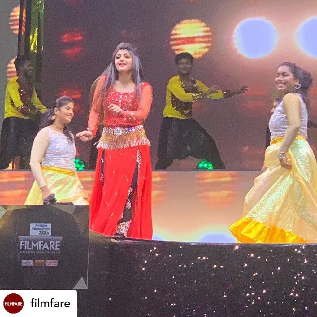 Ustaad bhagat singh review 123telugu
