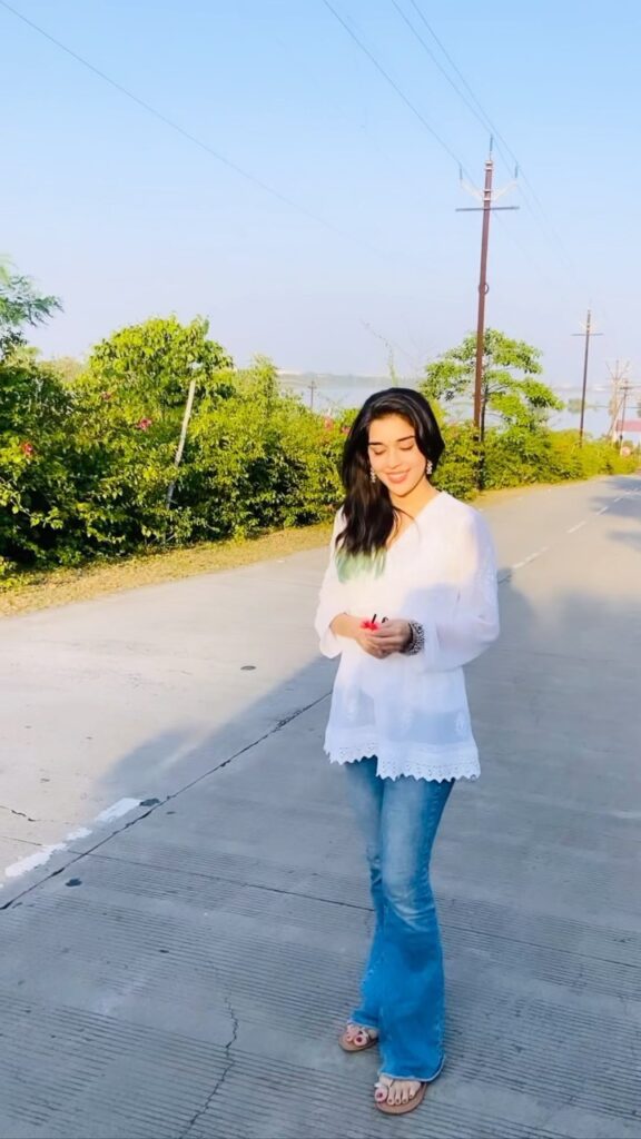 Eisha Singh husband
Eisha Singh age
Eisha Singh ex
Eisha Singh and Avinash Mishra relationship
Eisha singh Is from bihar
Eisha Singh family
Eisha Singh Caste
Eisha singh relationship
Eisha Singh
Eisha Singh age
Eisha Singh height
Eisha Singh boyfriend
Eisha Singh biography
Eisha Singh family
Eisha Singh engagement rumours
Eisha Singh Avinash Mishra
Eisha Singh Bigg Boss 18
Eisha Singh Naagin 7
Eisha Singh net worth
Eisha Singh Instagram
Eisha Singh TV shows
Eisha Singh latest news
Eisha Singh relationship