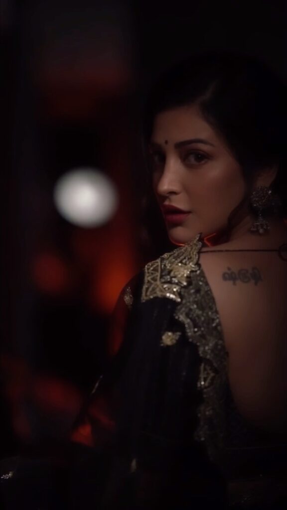Shruti Haasan bra