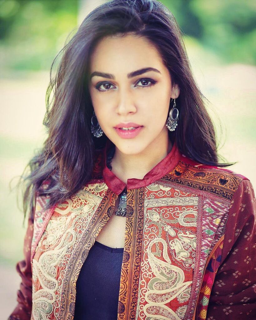 Naila Grewal religion
Naila Grewal Net Worth
Naila Grewal birth place
Naila grewal father
Naila Grewal Family
Naila Grewal sister
Naila Grrewal in Tamasha
Naila Grrewal movies and TV shows
Naila Grrewal biography
Naila Grrewal age and height
Naila Grrewal boyfriend name
Naila Grrewal family details
Naila Grrewal movies and shows list
Naila Grrewal Tamasha role
Naila Grrewal Maamla Legal Hai Season 2
Naila Grrewal net worth 2026
Naila Grrewal Instagram
Naila Grrewal education and background
Maamla Legal Hai 2 review
Maamla Legal Hai Season 2 cast
Ananya Shroff actress name
Is Maamla Legal Hai 2 worth watching
Naila Grrewal latest news