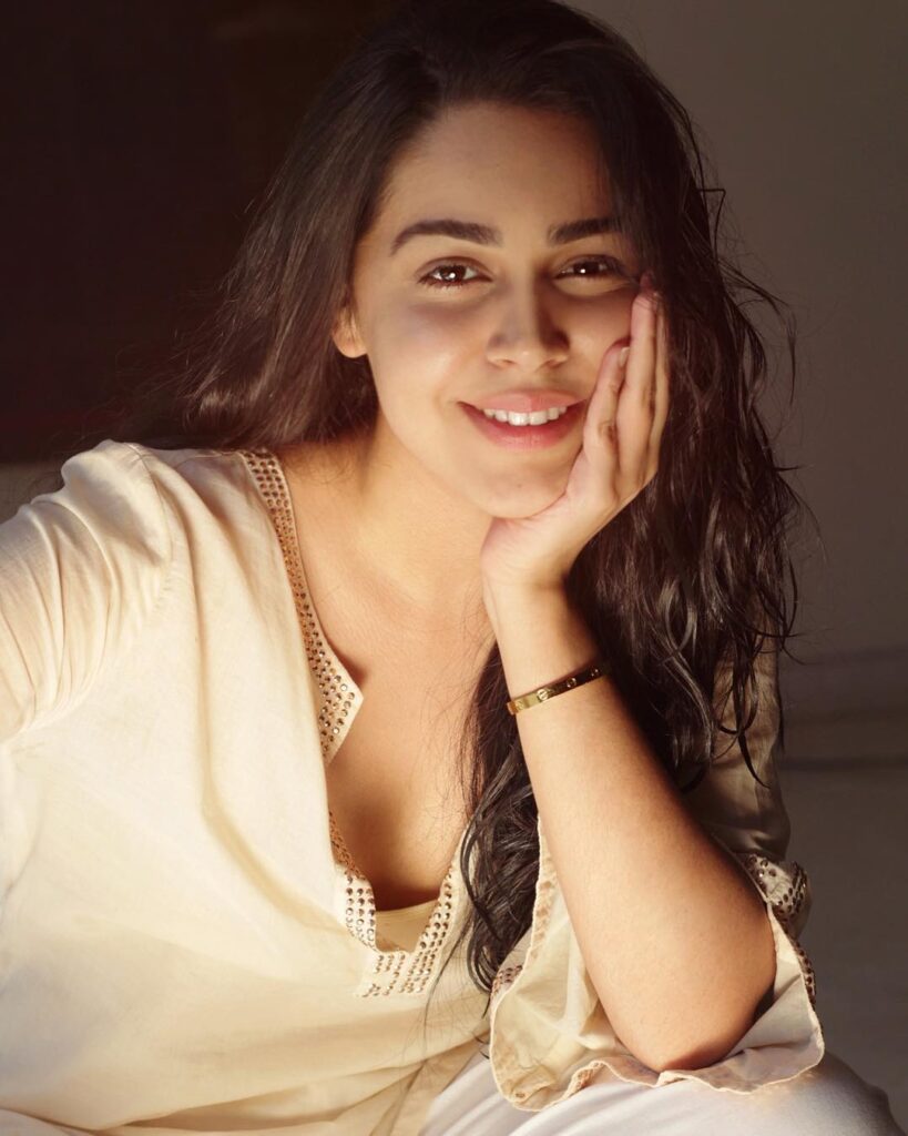 Naila Grewal religion
Naila Grewal Net Worth
Naila Grewal birth place
Naila grewal father
Naila Grewal Family
Naila Grewal sister
Naila Grrewal in Tamasha
Naila Grrewal movies and TV shows
Naila Grrewal biography
Naila Grrewal age and height
Naila Grrewal boyfriend name
Naila Grrewal family details
Naila Grrewal movies and shows list
Naila Grrewal Tamasha role
Naila Grrewal Maamla Legal Hai Season 2
Naila Grrewal net worth 2026
Naila Grrewal Instagram
Naila Grrewal education and background
Maamla Legal Hai 2 review
Maamla Legal Hai Season 2 cast
Ananya Shroff actress name
Is Maamla Legal Hai 2 worth watching
Naila Grrewal latest news