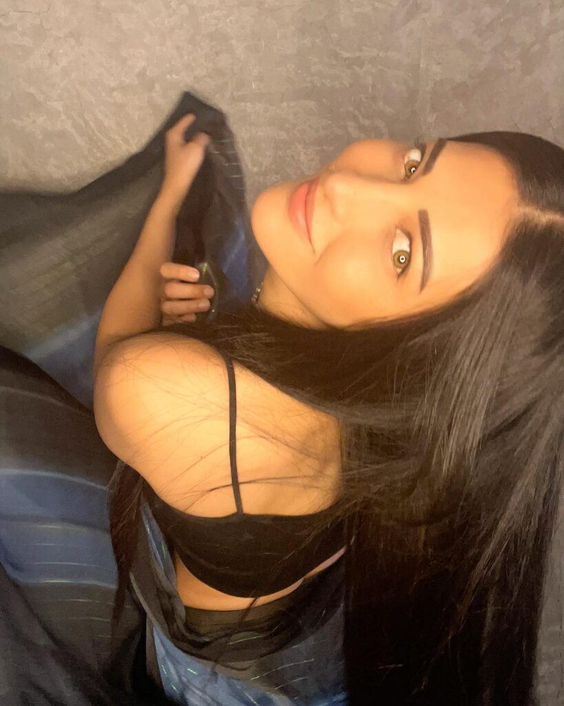 Shruti Haasan in peddi 