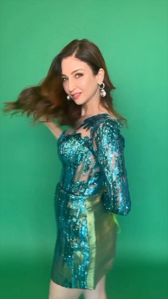 Saumya Tandon hot images