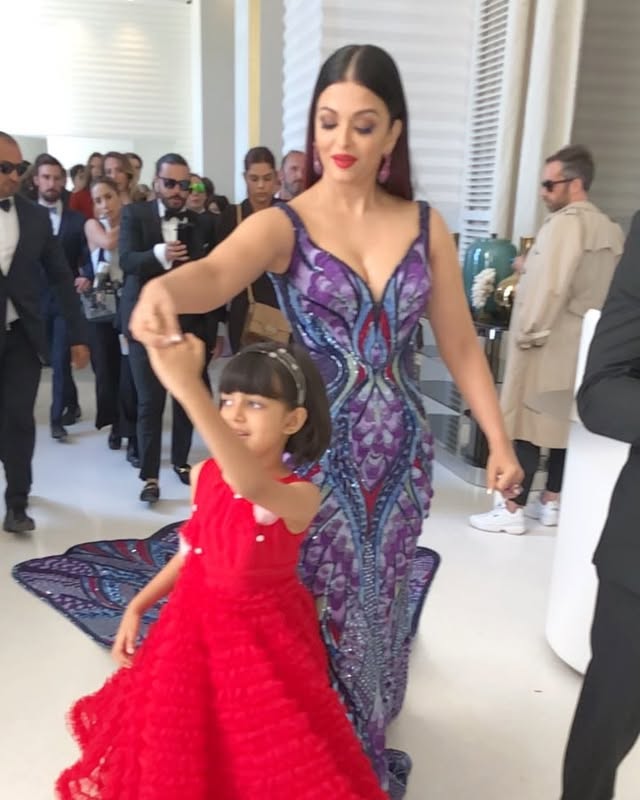 Aishwarya Rai movies after marriage
Aishwarya Rai movies songs
Aishwarya Rai movies latest
Aishwarya Rai movies list Hindi
Aishwarya Rai movies Hrithik Roshan
Aishwarya Rai Movies on Netflix
Aishwarya Rai Movies 90s
Aishwarya rai movies list old
aishwarya rai
aishwarya rai debuted a blue gown at cannes film festival
aishwarya rai cannes
eva longoria
aishwarya cannes 2026
Aishwarya Rai Cannes 2026 look
Aishwarya Rai blue gown Cannes
Aishwarya Rai white couture Cannes 2026
Aishwarya Rai Cannes closing ceremony
Aishwarya Rai Bachchan Cannes photos
Aishwarya Rai viral Cannes video
Aishwarya Rai and Aaradhya Cannes 2026
Aishwarya Rai Cannes fashion moments
Aishwarya Rai Cannes red carpet outfit
Aishwarya Rai Cannes fan interaction
Aishwarya Rai Amit Aggarwal gown
Aishwarya Rai Chene Chan white suit
Aishwarya Rai Cannes queen
Aishwarya Rai Cannes appearance 2026
Aishwarya Rai latest Cannes news