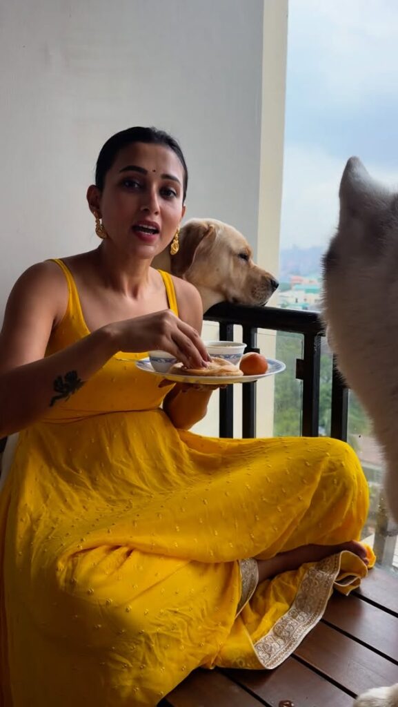 Mimi Chakraborty porle Mone Jei
Mimi Chakraborty Husband
Mimi Chakraborty new song
Mimi Chakraborty children
Mimi Chakraborty movies
Mimi Chakraborty relationship
Mimi Chakraborty web series
Is Mimi Chakraborty married
Mimi Chakraborty Queens
Mimi Chakraborty new web series
Queens Hoichoi release date
Mimi Chakraborty OTT comeback
Queens Bengali web series cast
Subhashree Ganguly comment on Queens
Mimi Chakraborty Meera role
Nirjhar Mitra Queens series
Queens teaser reaction
Mimi Chakraborty upcoming projects
Queens North Bengal thriller
Mimi Chakraborty latest news
Raj Chakraborty Mimi Subhashree
Queens Hoichoi trailer
Mimi Chakraborty action scenes