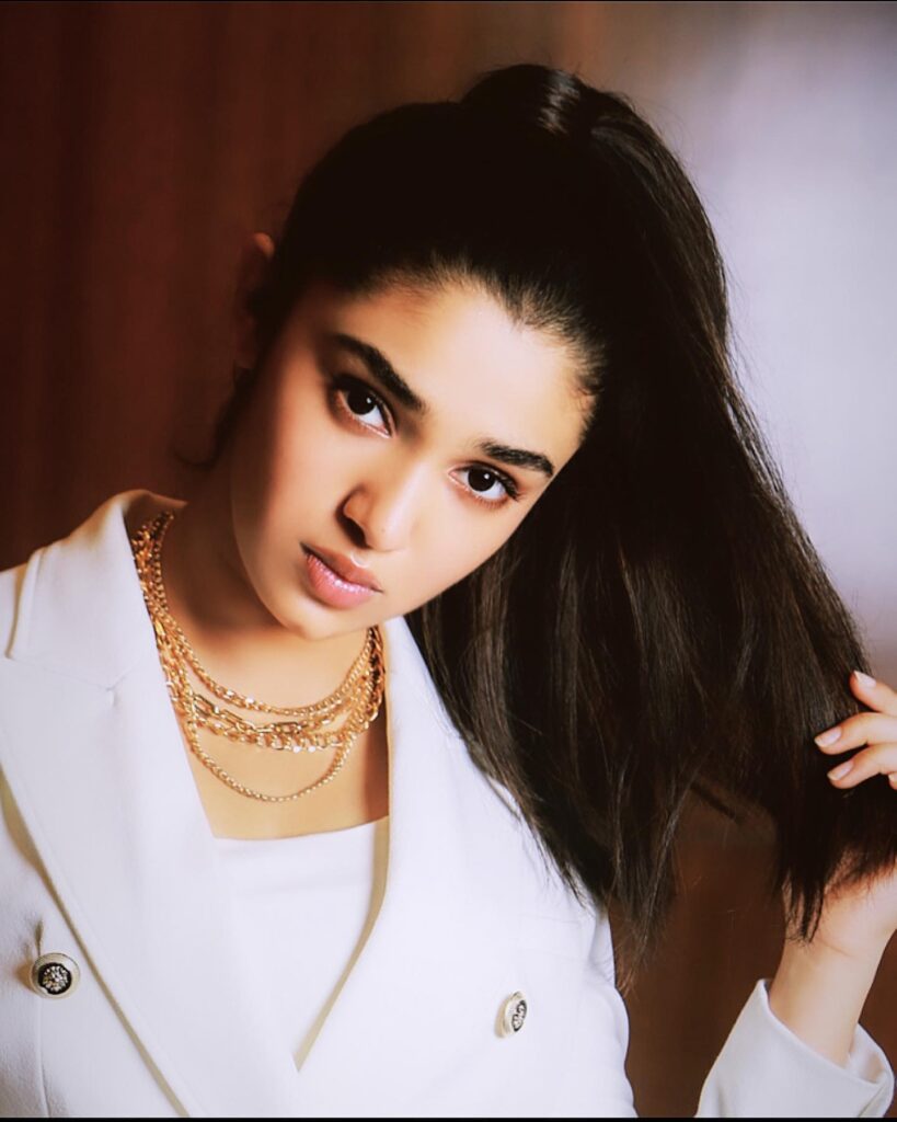 Krithi Shetty bio