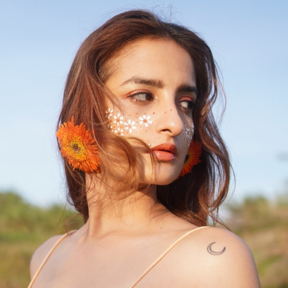 Rashmeet Kaur famous songs
Is Rashmeet Kaur married
Rashmeet Kaur instagram
Rashmeet Kaur Height
Rashmeet Kaur birth place
Rashmeet Kaur College
Rashmeet Kaur songs list
Rashmeet kaur sister
Rashmeet Kaur songs
Rashmeet Kaur age
Rashmeet Kaur biography
Rashmeet Kaur boyfriend
Rashmeet Kaur Bajre Da Sitta
Rashmeet Kaur Janiye song
Rashmeet Kaur height
Rashmeet Kaur family
Rashmeet Kaur net worth
Rashmeet Kaur new song
Rashmeet Kaur albums
Rashmeet Kaur live concert
Rashmeet Kaur Punjabi singer
Rashmeet Kaur KAURA album
Rashmeet Kaur indie music
