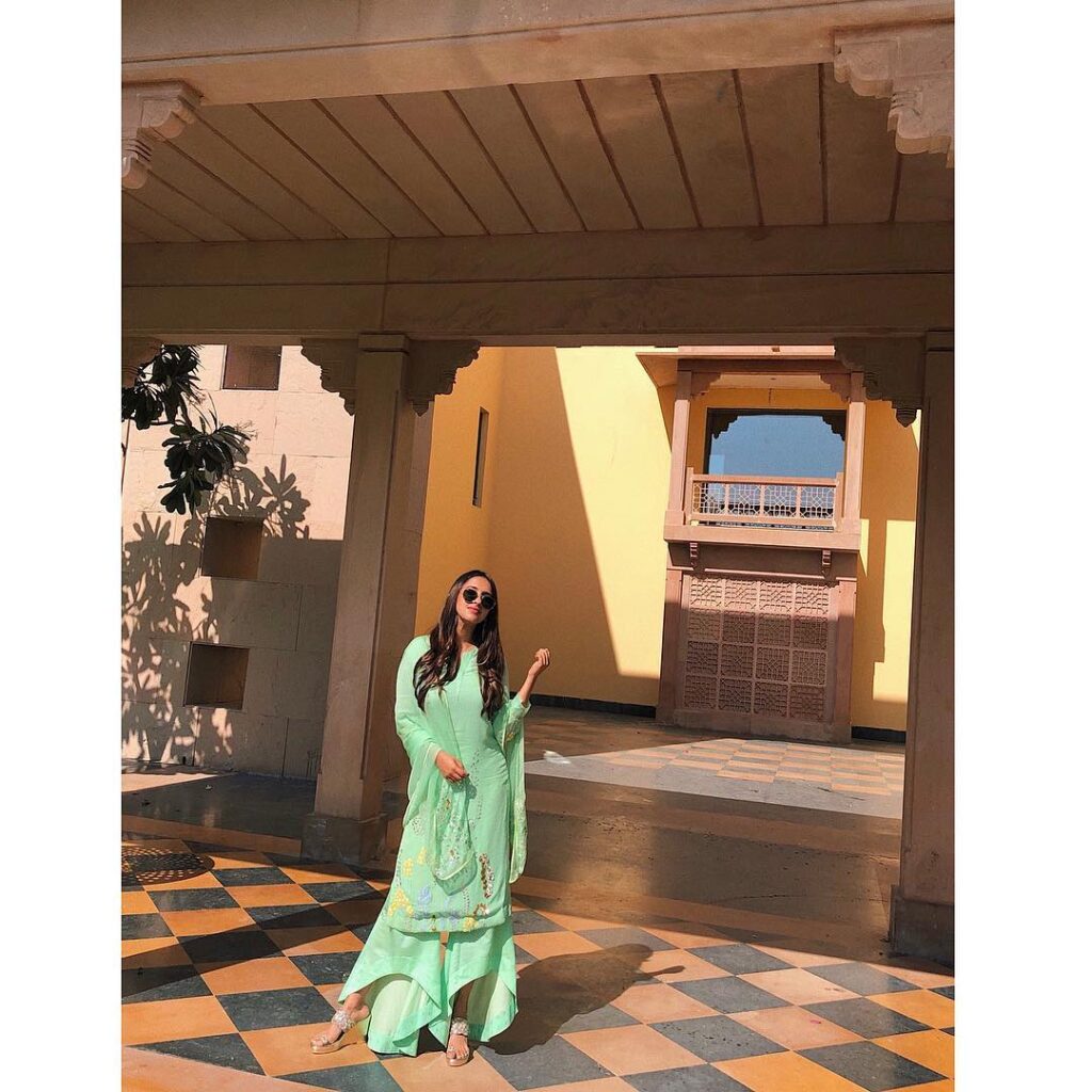 Akansha Ranjan Kapoor in bikni