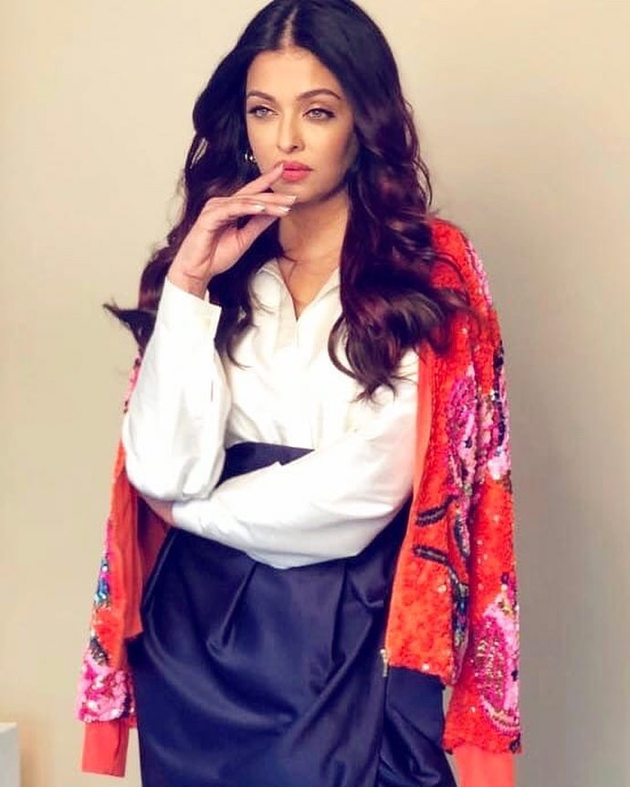Aishwarya Rai movies after marriage
Aishwarya Rai movies songs
Aishwarya Rai movies latest
Aishwarya Rai movies list Hindi
Aishwarya Rai movies Hrithik Roshan
Aishwarya Rai Movies on Netflix
Aishwarya Rai Movies 90s
Aishwarya rai movies list old
aishwarya rai
aishwarya rai debuted a blue gown at cannes film festival
aishwarya rai cannes
eva longoria
aishwarya cannes 2026
Aishwarya Rai Cannes 2026 look
Aishwarya Rai blue gown Cannes
Aishwarya Rai white couture Cannes 2026
Aishwarya Rai Cannes closing ceremony
Aishwarya Rai Bachchan Cannes photos
Aishwarya Rai viral Cannes video
Aishwarya Rai and Aaradhya Cannes 2026
Aishwarya Rai Cannes fashion moments
Aishwarya Rai Cannes red carpet outfit
Aishwarya Rai Cannes fan interaction
Aishwarya Rai Amit Aggarwal gown
Aishwarya Rai Chene Chan white suit
Aishwarya Rai Cannes queen
Aishwarya Rai Cannes appearance 2026
Aishwarya Rai latest Cannes news