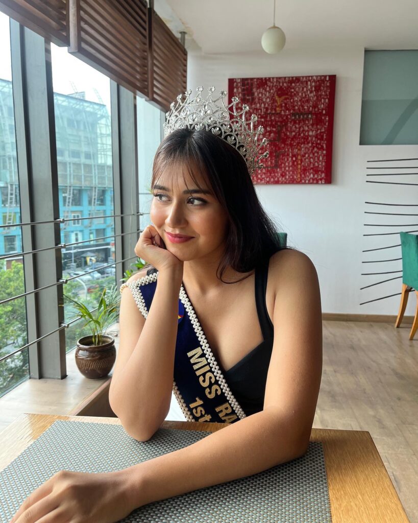 Akanksha Choudhary bikni images