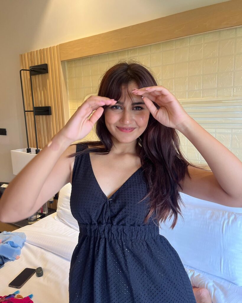 Akanksha Choudhary romance