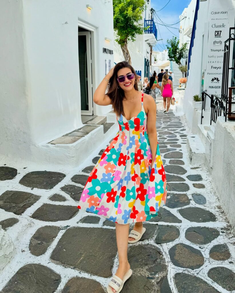 Kriti Sanon boobs
