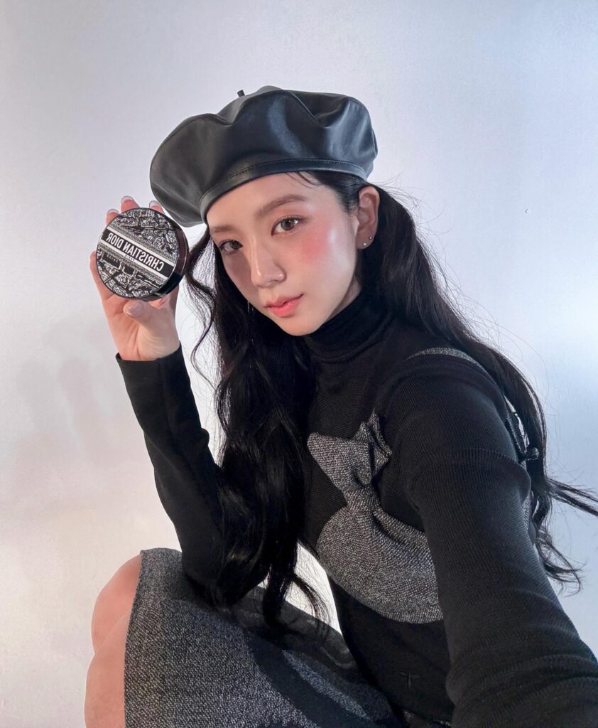 Jisoo hot images