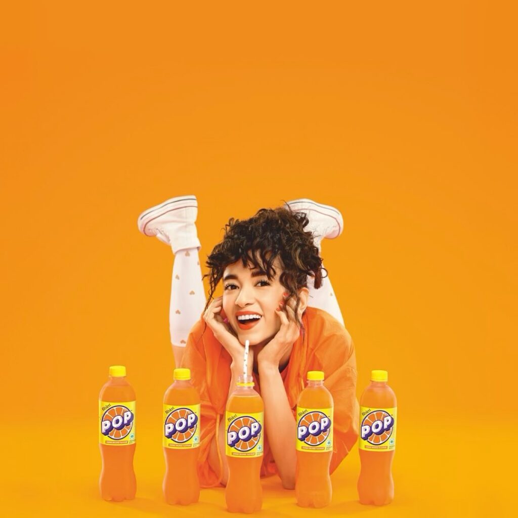 Saba Azad pop