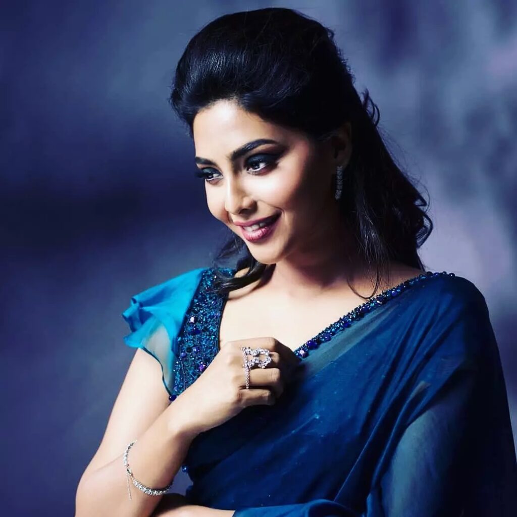 Aishwarya Lekshmi first movie