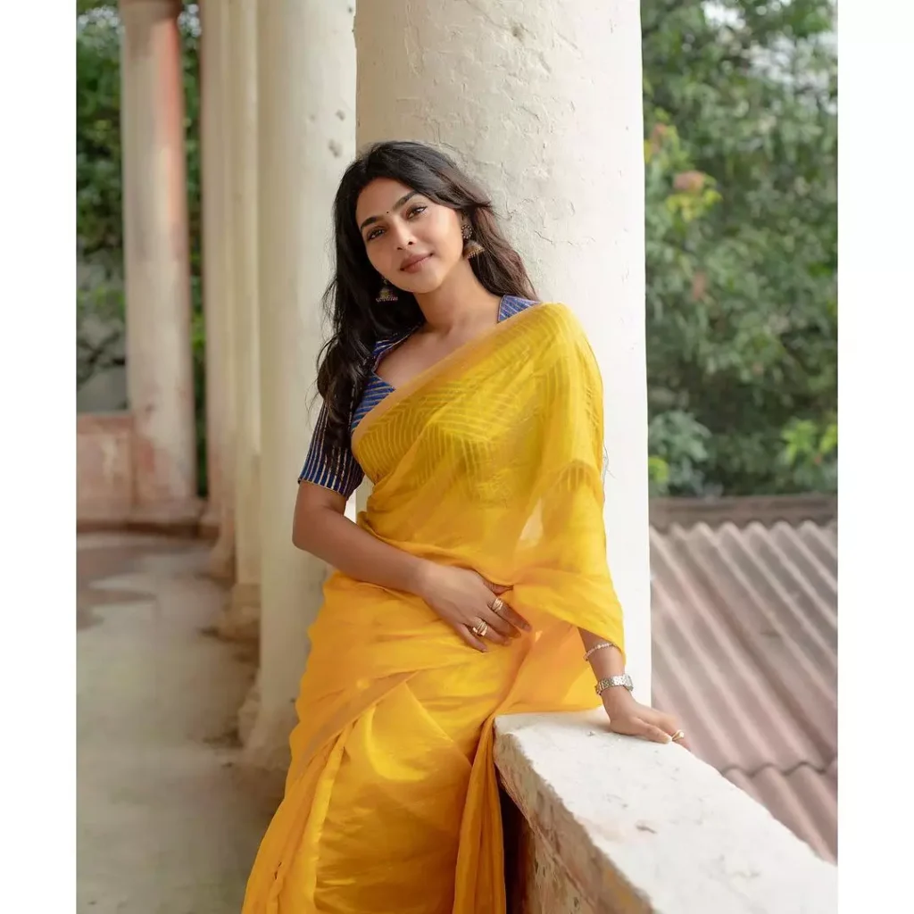 Aishwarya Lekshmi in saree