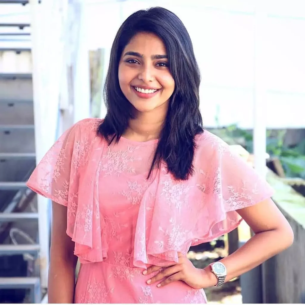 Aishwarya Lekshmi instagram