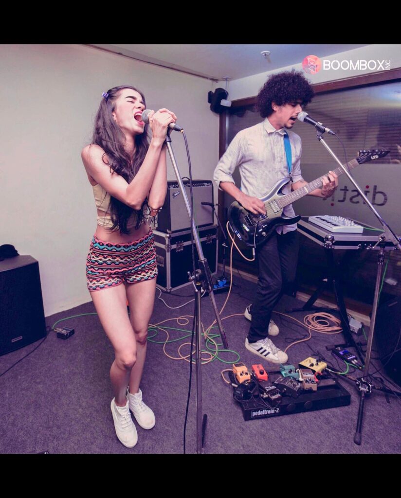 Saba Azad songs
